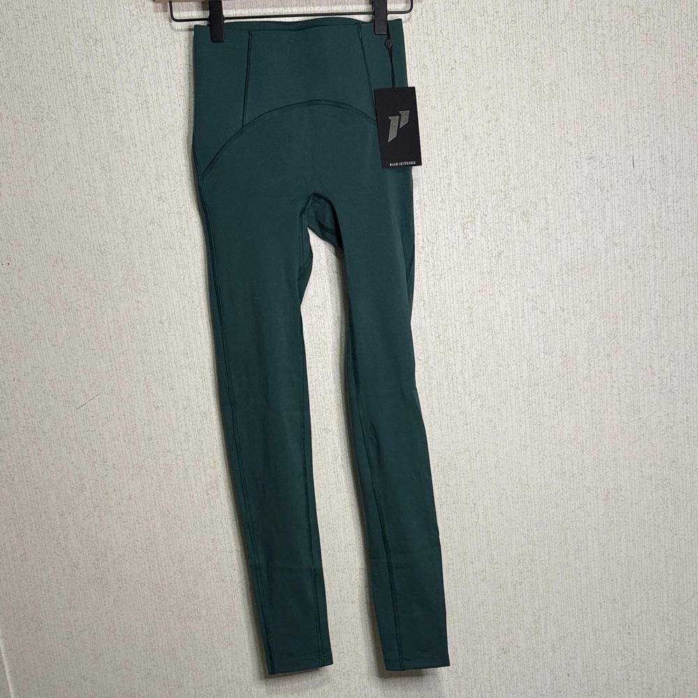 1st Phorm Green Leggings